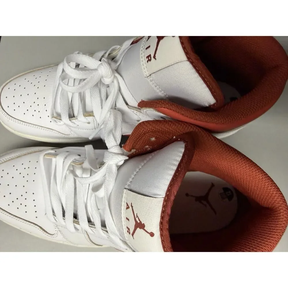 Nike Air Jordan 1 Mid SE in the 'White Dune Red' colorway. Sz 12